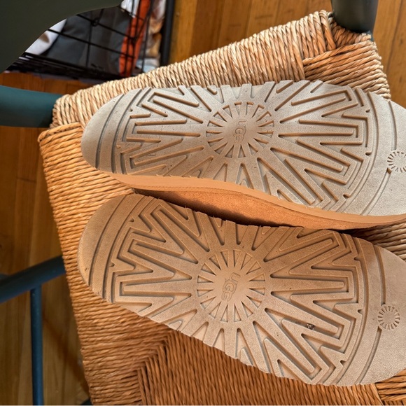 UGG Sand Tazz ll Suede Slip-Ons - Picture 3 of 4